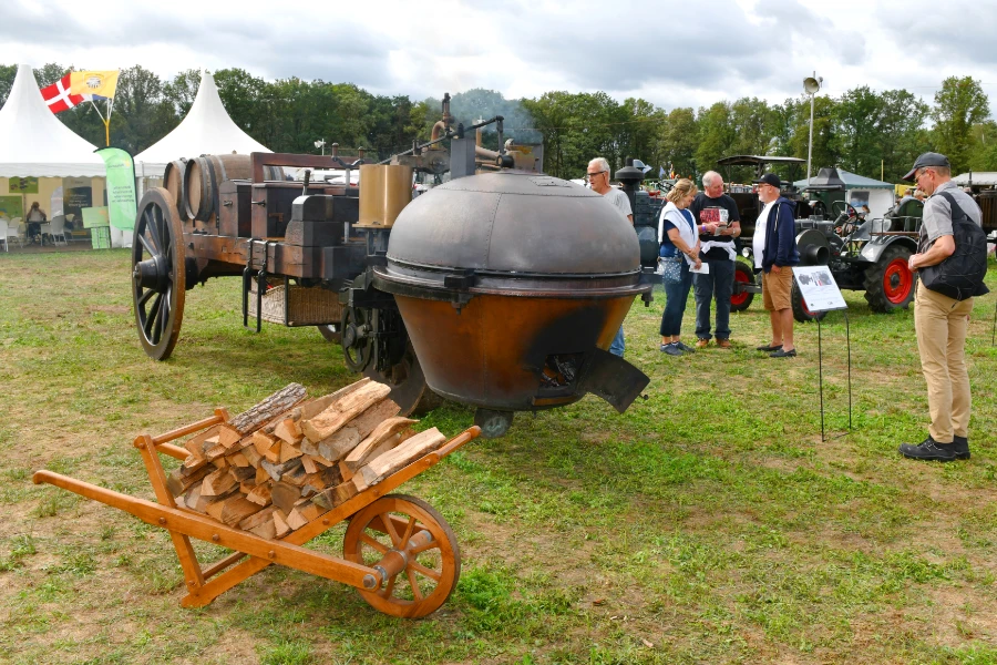 IHF Festival 2023 met historische machines en voertuigen